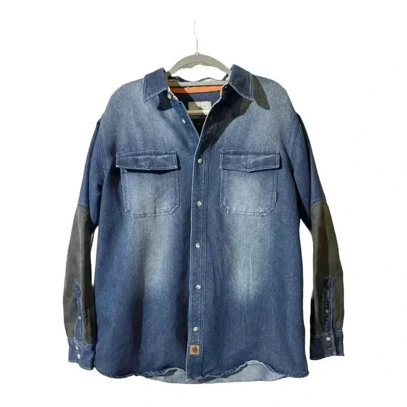 Legendary Whitetails Denim Button Shirt Shacket L Long Sleeve Utility Workwear - Picture 1 of 8